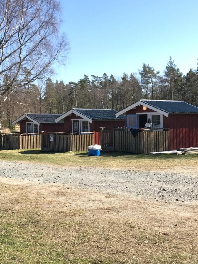 Bjoersjoeas Vildmark - Small Camping Cabin Close To Nature Olofstorp Dış mekan fotoğraf
