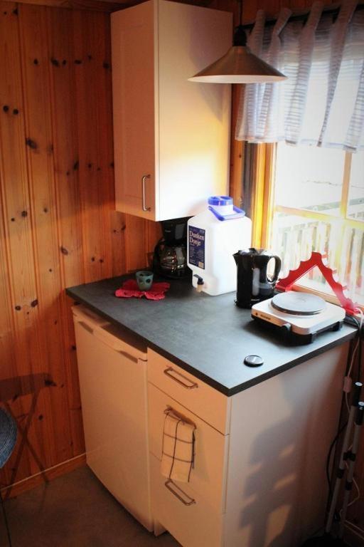 Bjoersjoeas Vildmark - Small Camping Cabin Close To Nature Olofstorp Dış mekan fotoğraf